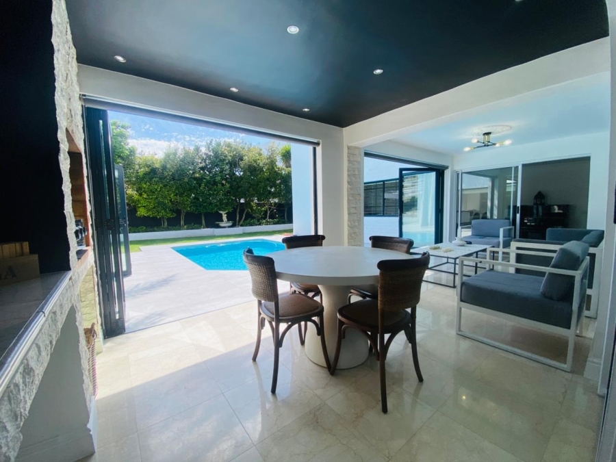 5 Bedroom Property for Sale in Sunset Beach Western Cape